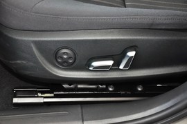 2013款奥迪A4L