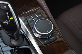 2019款宝马525Li