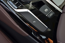 2019款宝马525Li
