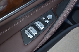 2019款宝马525Li