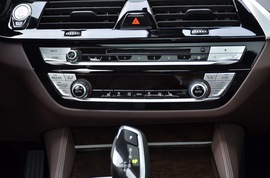 2019款宝马525Li