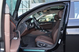 2019款宝马525Li