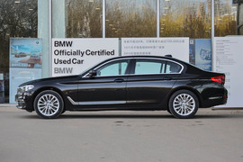 2019款宝马525Li