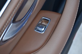 2019款奔驰E200L