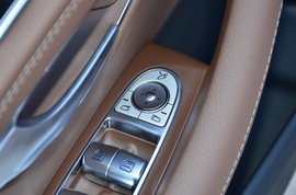 2019款奔驰E200L