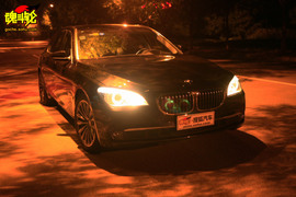 2009款宝马750Li试驾