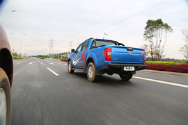 2019款郑州日产锐骐6