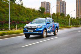 2019款郑州日产锐骐6