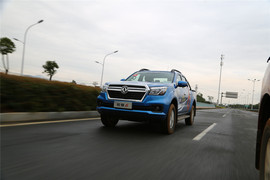 2019款郑州日产锐骐6