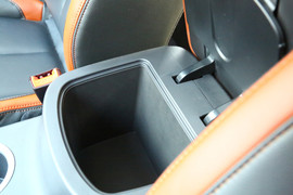 2019款郑州日产锐骐6