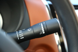 2019款郑州日产锐骐6