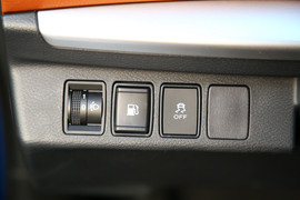 2019款郑州日产锐骐6