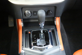 2019款郑州日产锐骐6