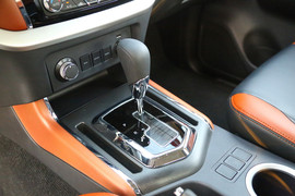 2019款郑州日产锐骐6