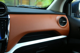 2019款郑州日产锐骐6