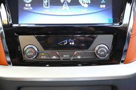 2019款郑州日产锐骐6