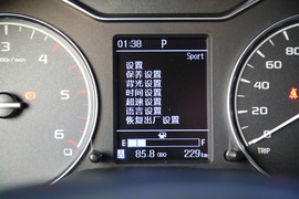 2019款郑州日产锐骐6