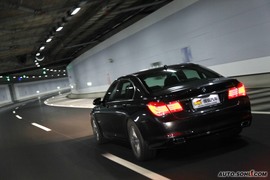 2009款宝马750Li