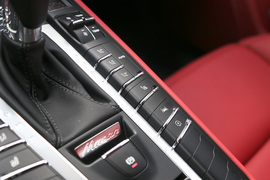 2018款保时捷Macan