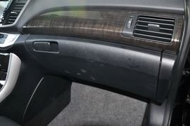 2014款本田雅阁2.4LX舒适版