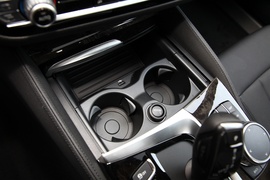 2019款宝马525Li
