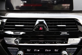 2019款宝马525Li