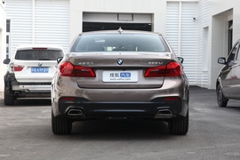 2019款宝马525Li