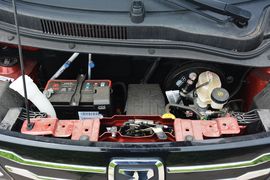 2018款众泰E200