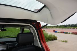 2018款众泰E200