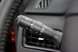 2018款众泰E200