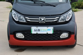 2018款众泰E200