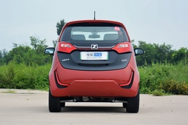 2018款众泰E200