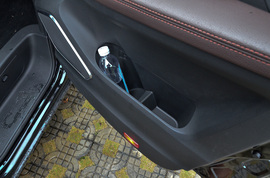 2019款东风风行M6