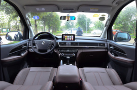 2019款东风风行M6