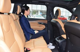 2019款沃尔沃XC90