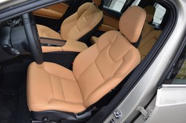 2019款沃尔沃XC90