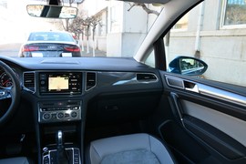 2019款大众高尔夫嘉旅