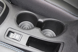 2019款比亚迪元EV360