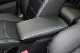 2019款比亚迪元EV360