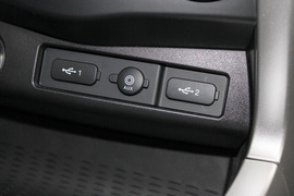 2019款比亚迪元EV360