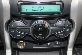 2019款比亚迪元EV360