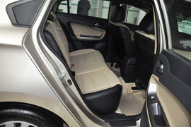 2014款海马福美来M5