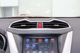 2019款比亚迪元EV360