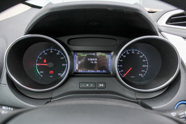 2019款比亚迪元EV360