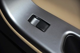 2014款海马福美来M5