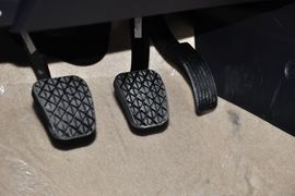 2014款海马福美来M5