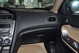 2014款海马福美来M5