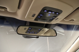 2019款丰田凯美瑞