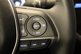 2019款丰田凯美瑞