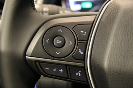 2019款丰田凯美瑞